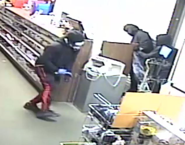Burglary suspects steal cash register from Macon pharmacy – Karli Bee TV